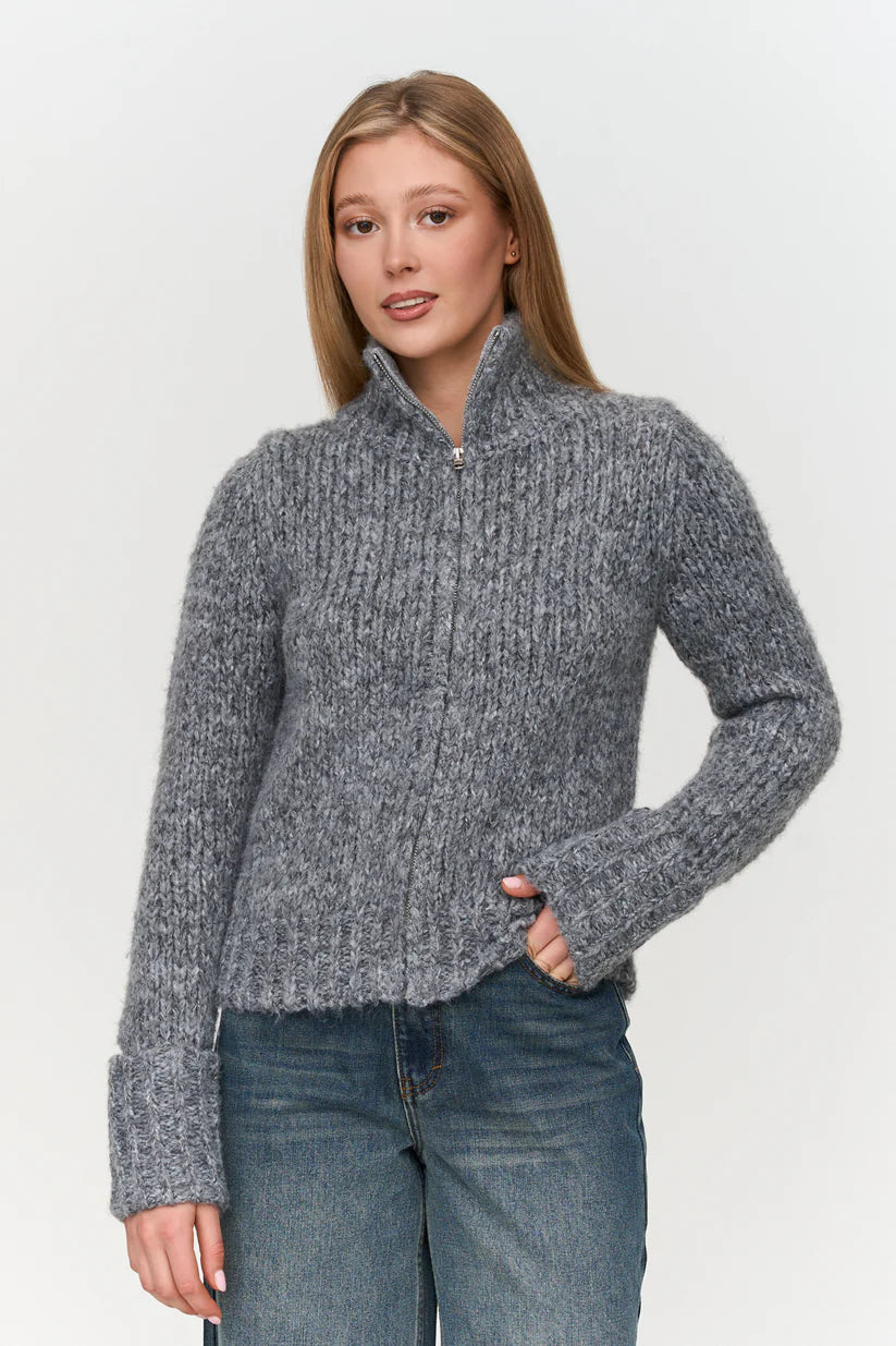 24 Colours - Grijze gebreid vest 41293b