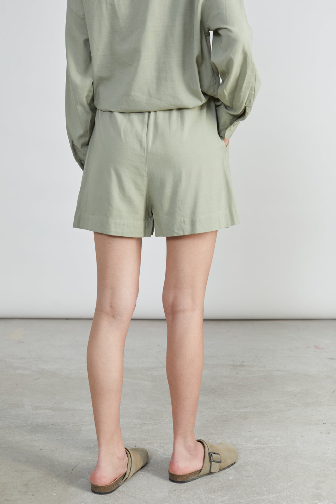 24 Colours - Groene Short