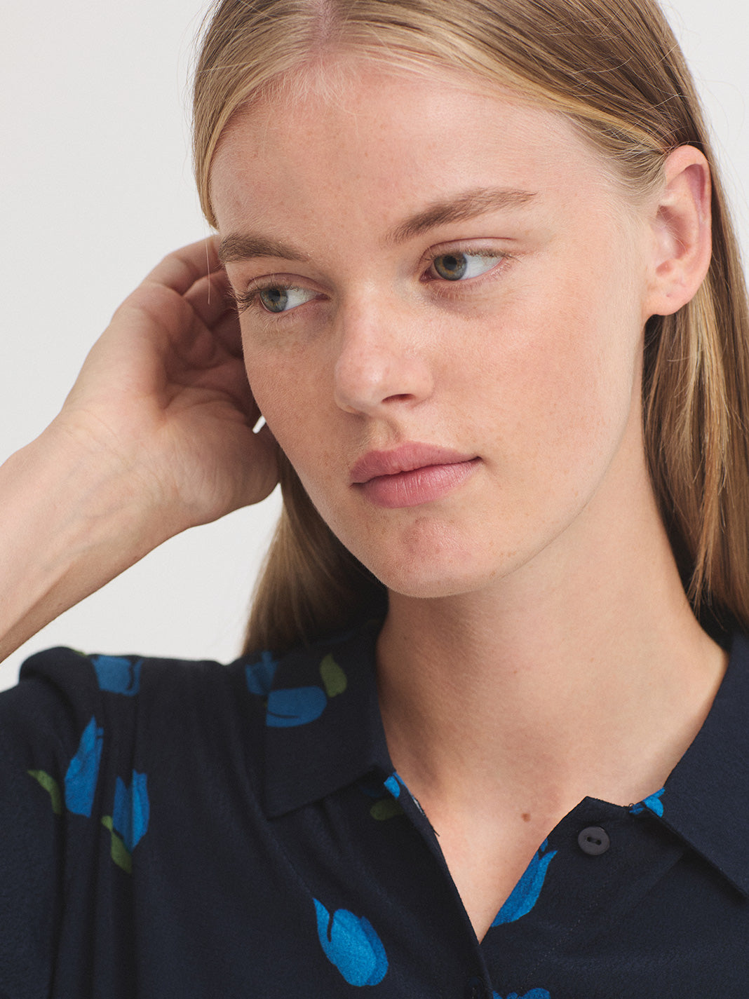 Nice Things - Tulips Pannaeu shirt - Navy