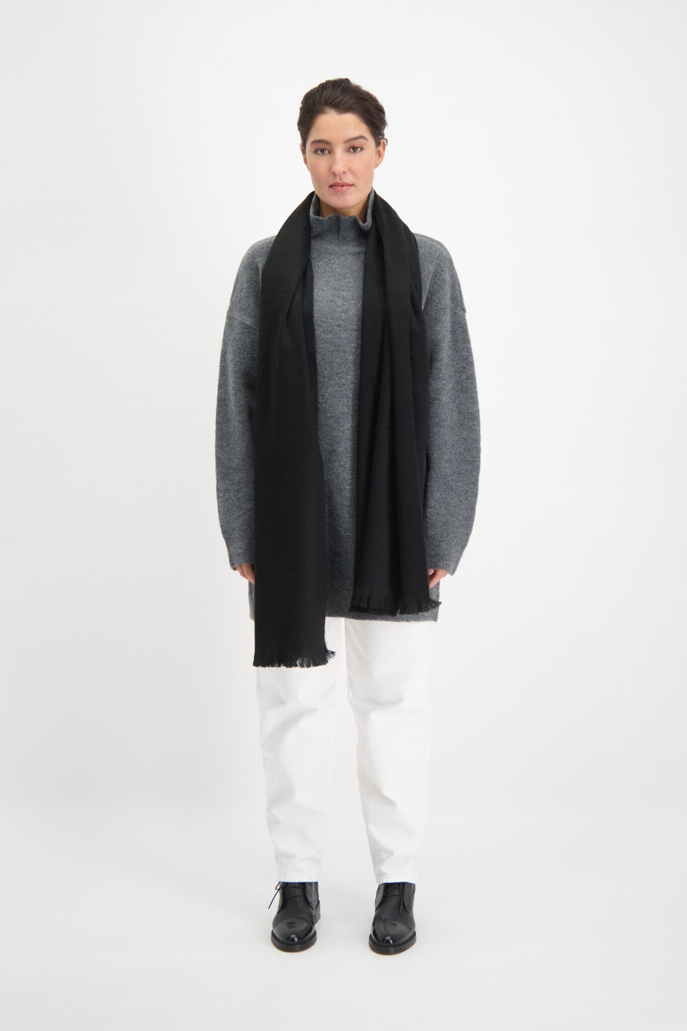 Alpaca Loca - Scarf Black
