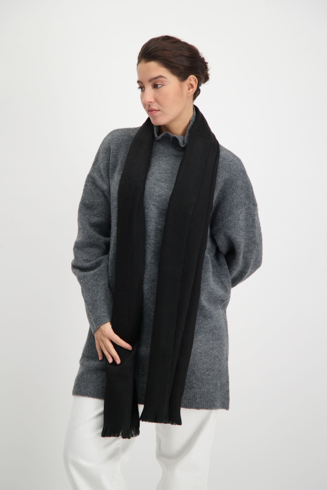 Alpaca Loca - Scarf Black