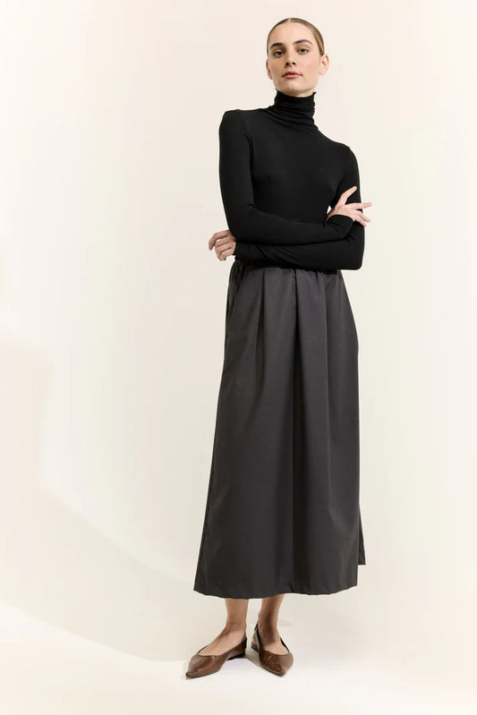 JC Sophie - Joseffa top (verkrijgbaar in black, olive green & chestnut).