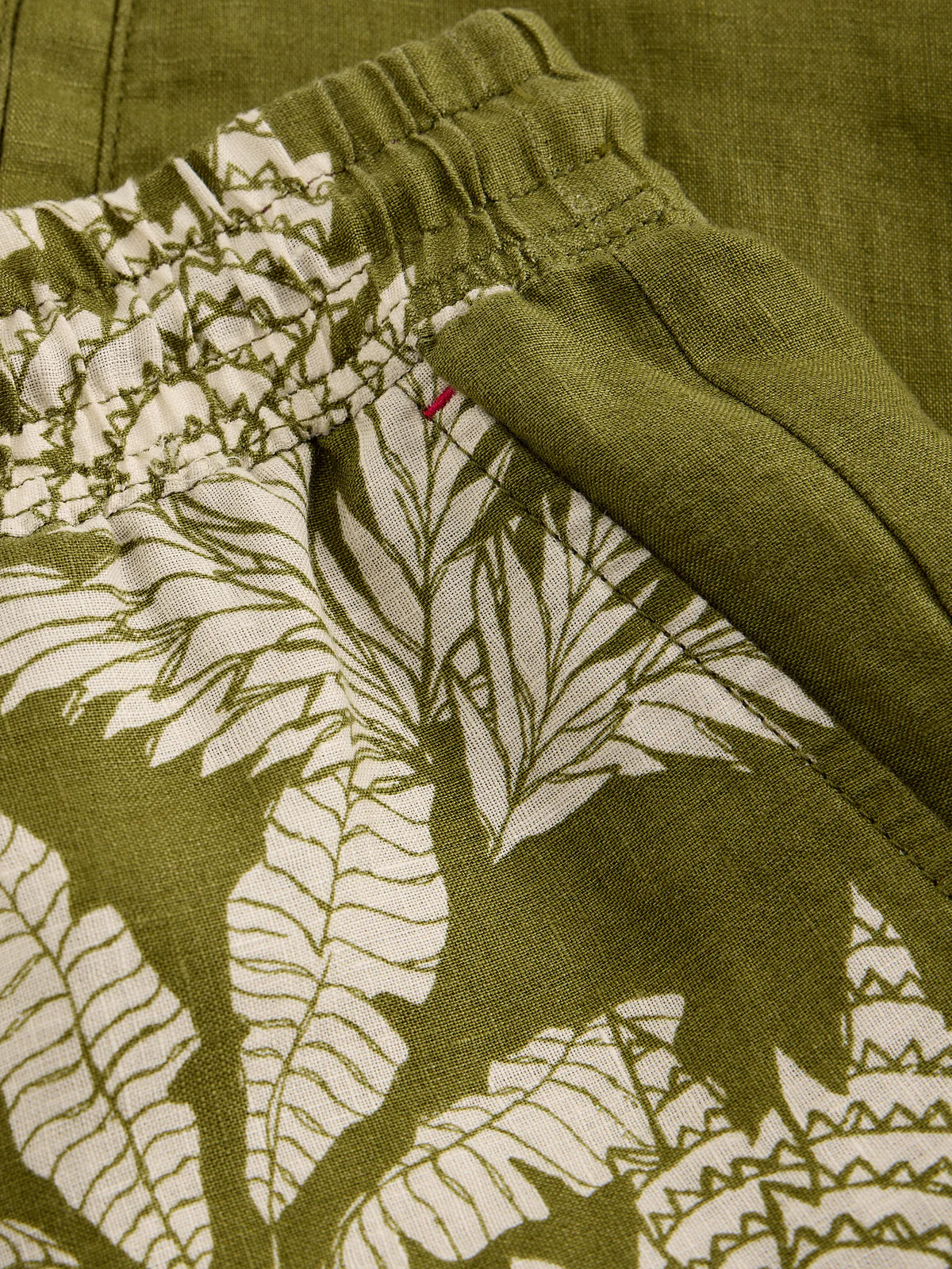 White Stuff - Belle linen short - green print