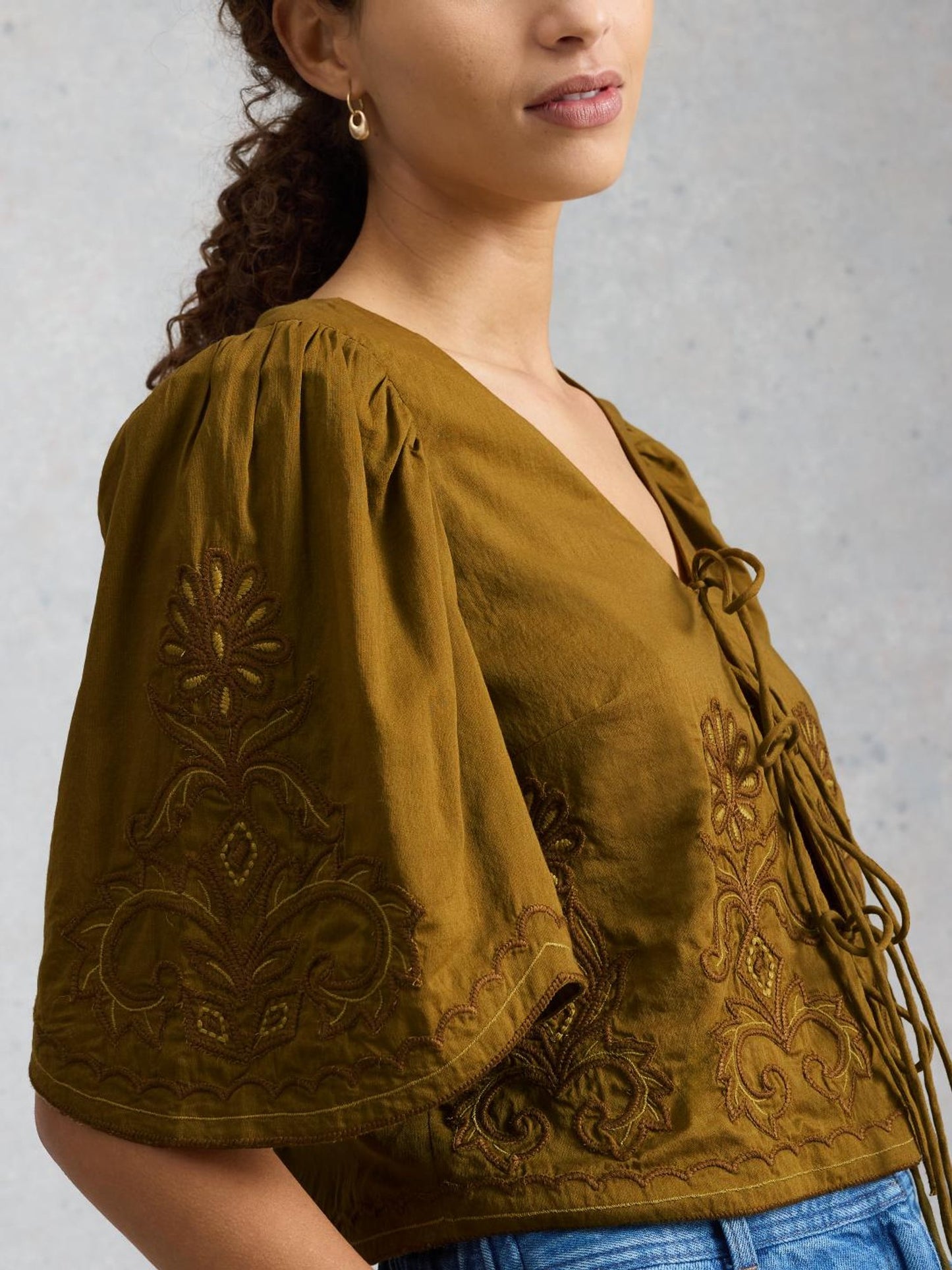 White Stuff - Erin tie front top - Khaki green