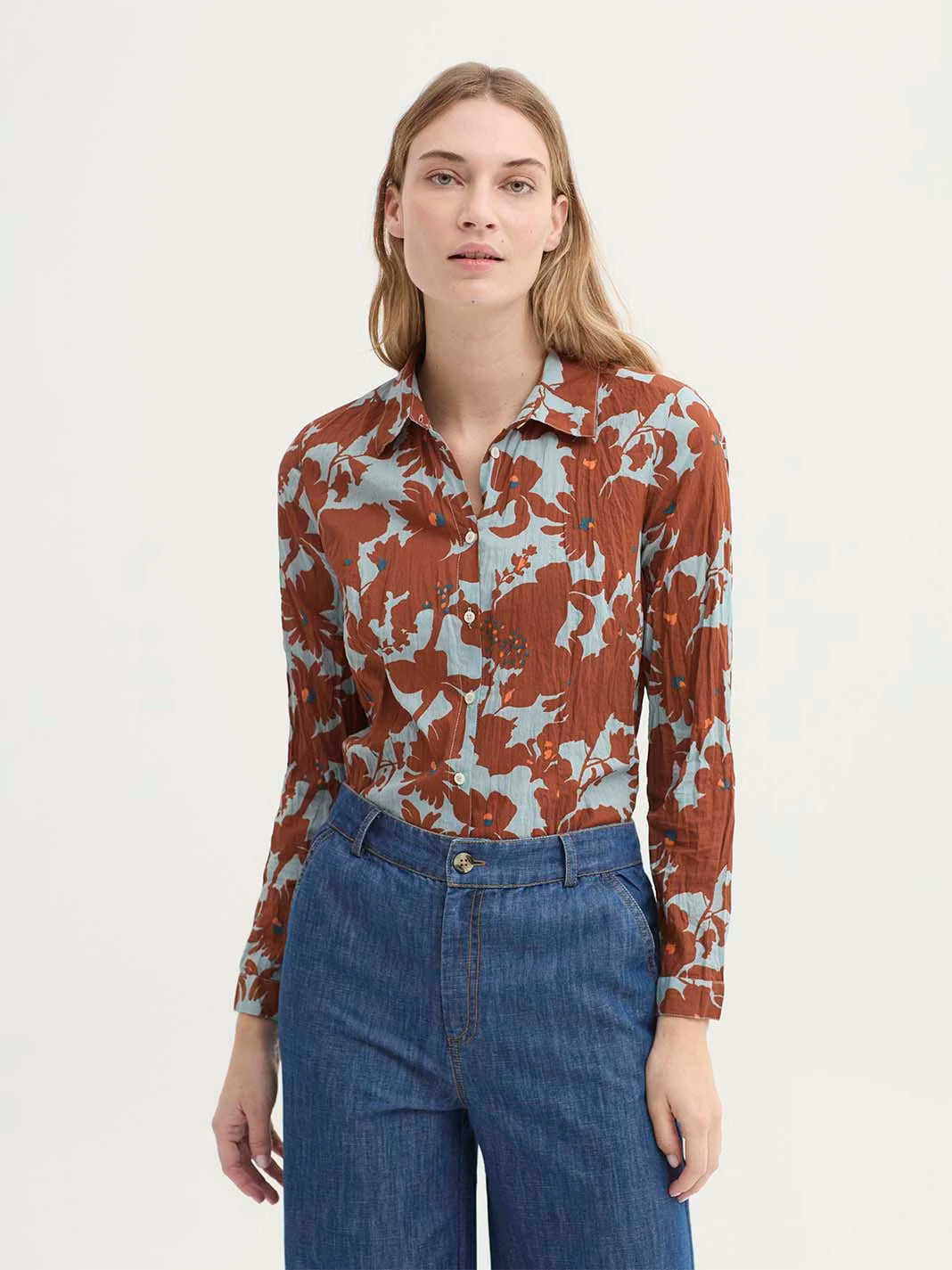 Nice Things - ''Penelope flowers'' basic shirt - Light turquoise