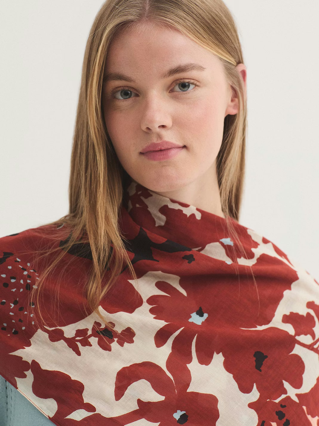Nice Things - Penelope flowers - scarf