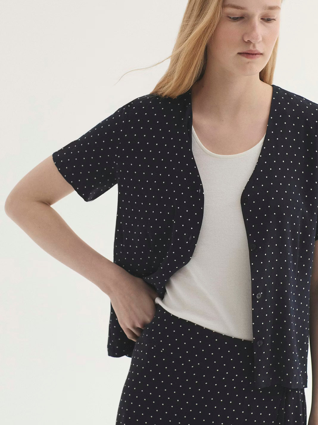 Nice Things - ''Small dots print'' top - Navy
