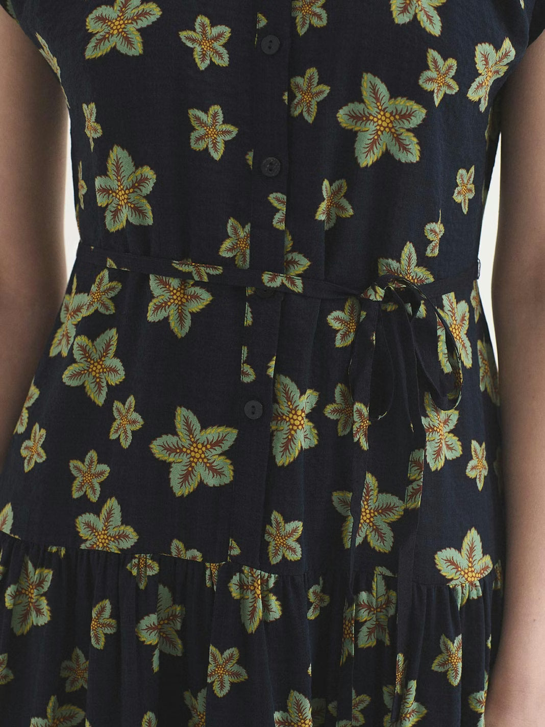 Nice Things - Star flower dress flowy
