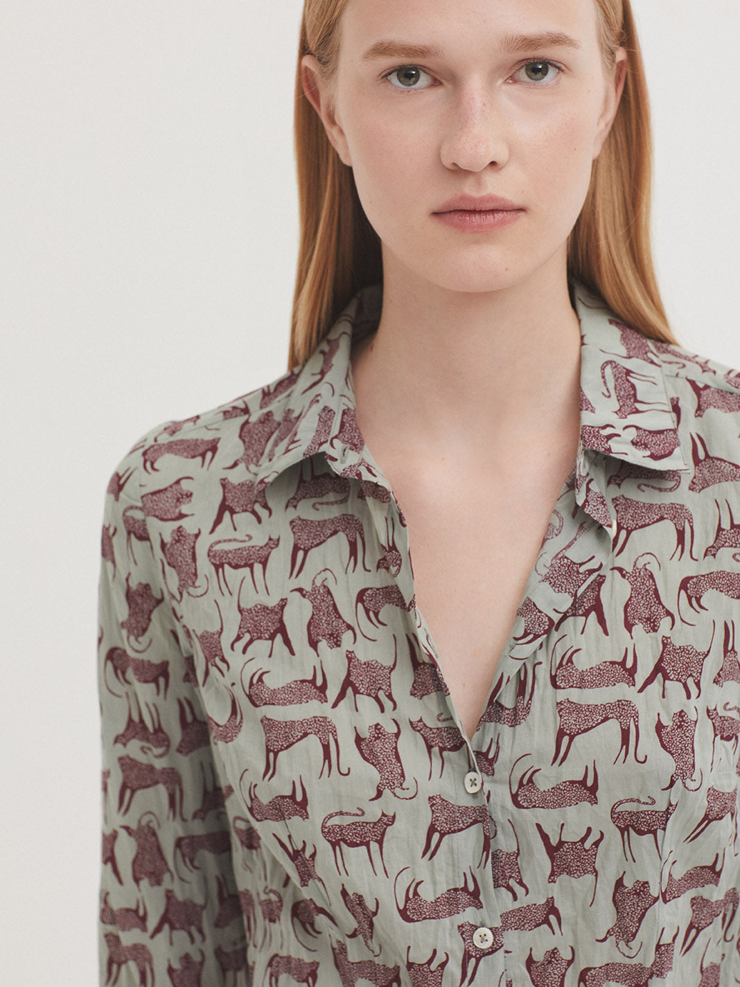 Nice Things - Feline print basic shirt - Granit Green