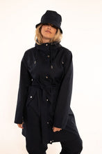 Afbeelding in Gallery-weergave laden, Danefae - Danerainlover Raincoat dark navy
